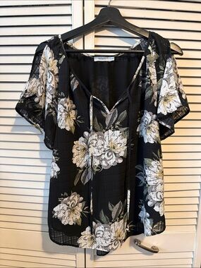 Women's Black Floral Tie-Neck Blouse